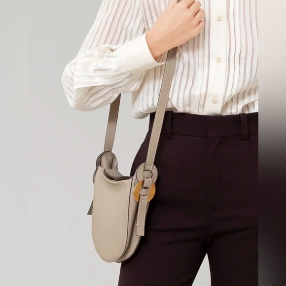 NWOT Chloe Darryl Phone Pouch Crossbody in Motty Grey - Picture 7 of 15